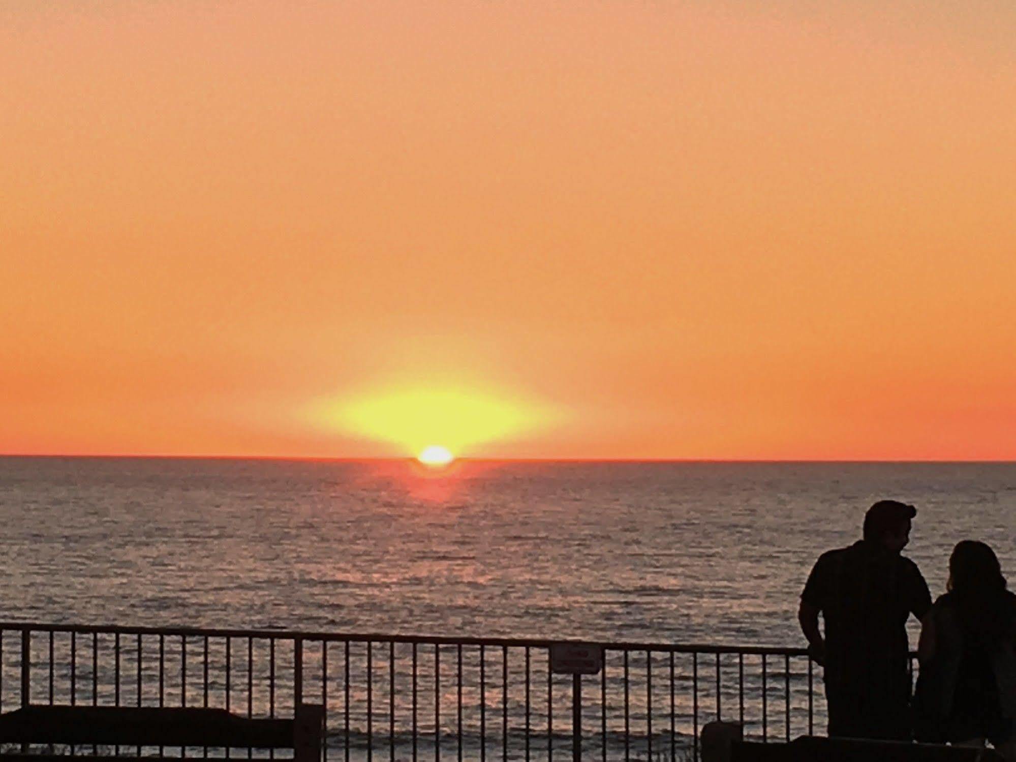 Portofino Beach Inn - Encinitas Exteriör bild